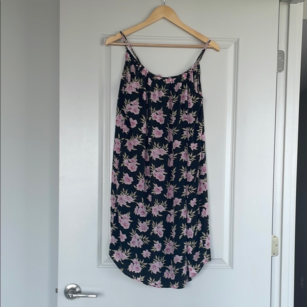 Acacia Black Capri Dress 🖤